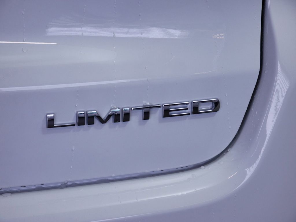 Thumbnail: 2025 Jeep Compass - 13