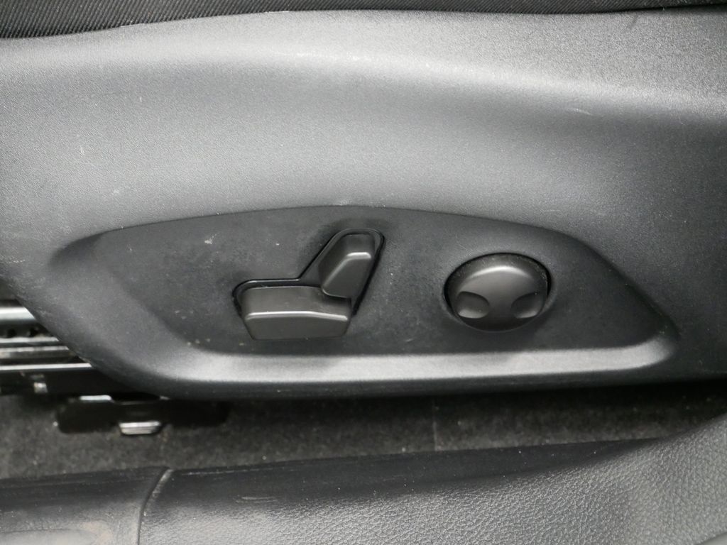 Thumbnail: 2022 Jeep Compass - 4