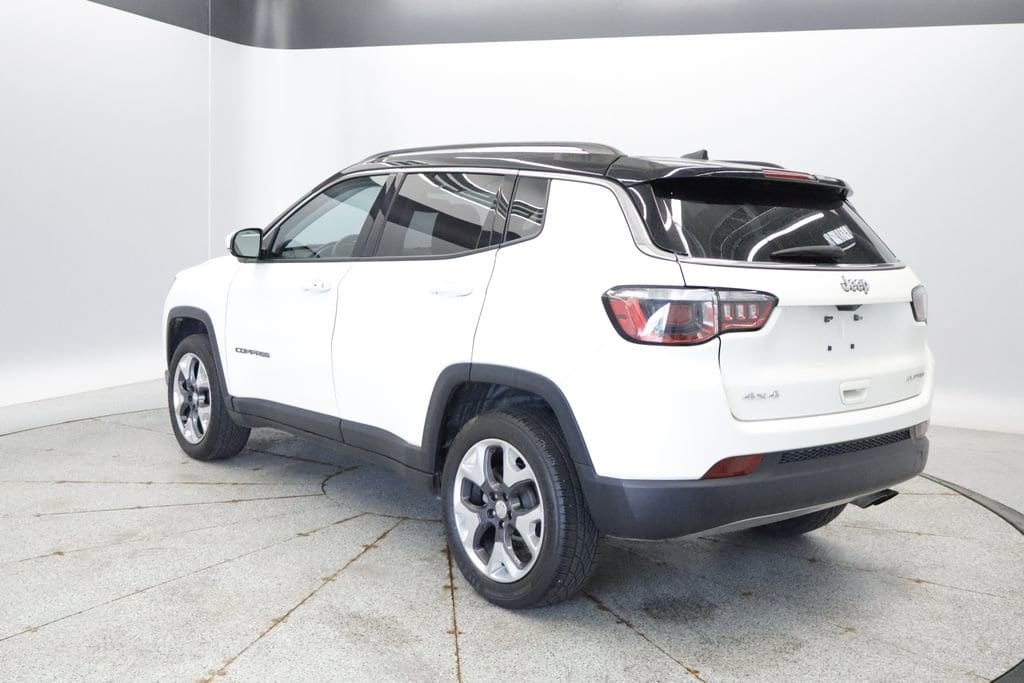 Thumbnail: 2019 Jeep Compass - 3