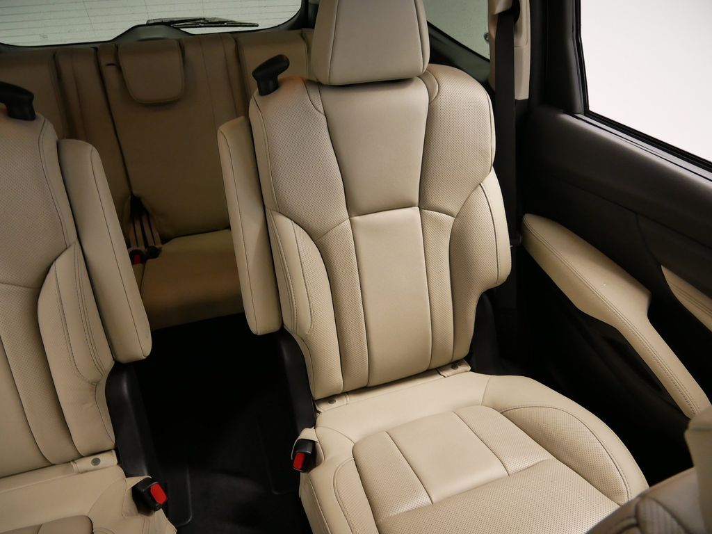 Thumbnail: 2022 Subaru Ascent - 16