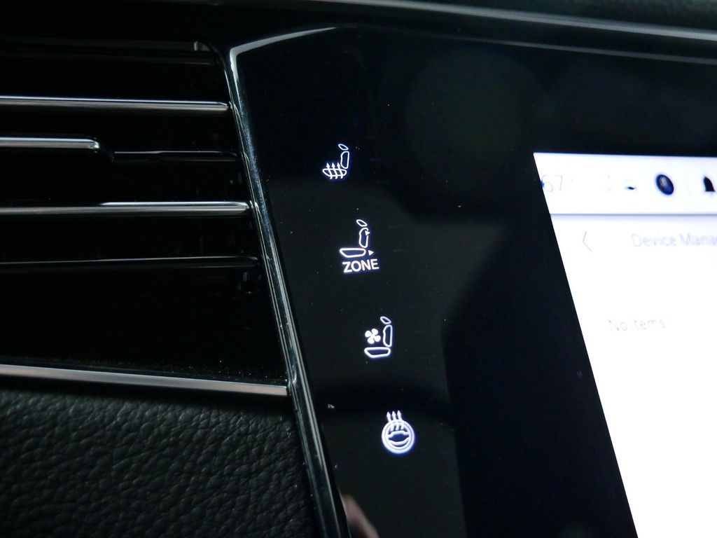 Thumbnail: 2024 Jeep Wagoneer - 51