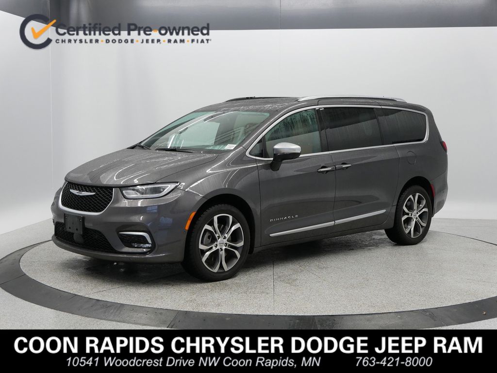 2023 Chrysler Pacifica Pinnacle -
                  Coon Rapids, MN