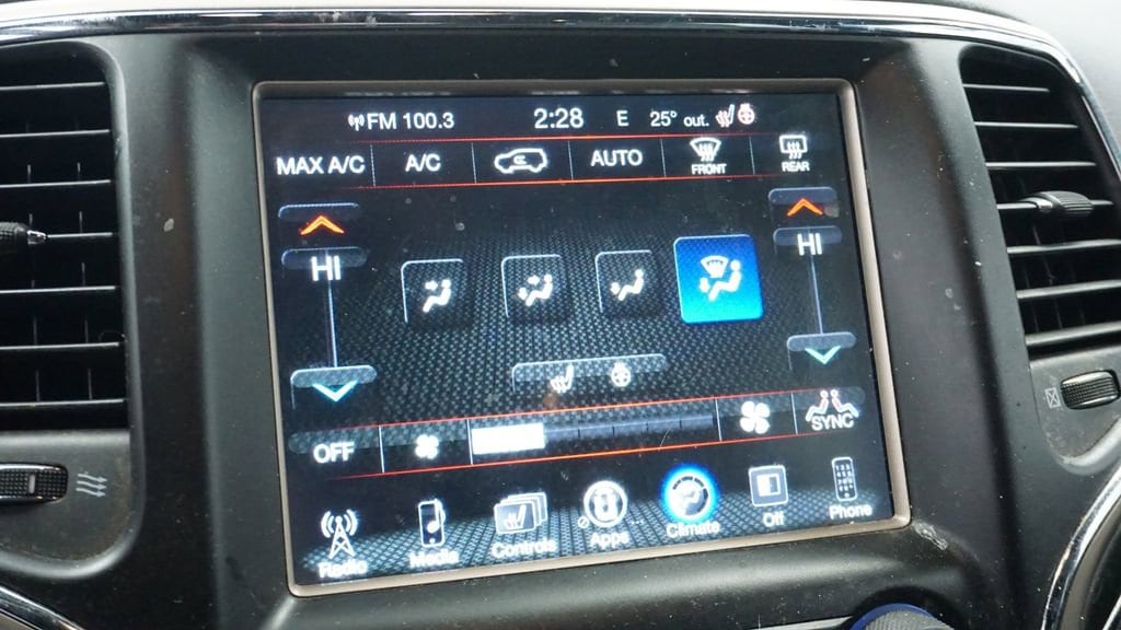 Thumbnail: 2017 Jeep Grand Cherokee - 34