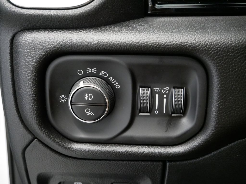 Thumbnail: 2026 RAM 1500 - 24