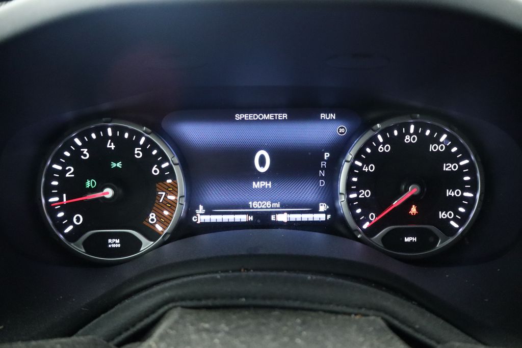 Thumbnail: 2022 Jeep Renegade - 38