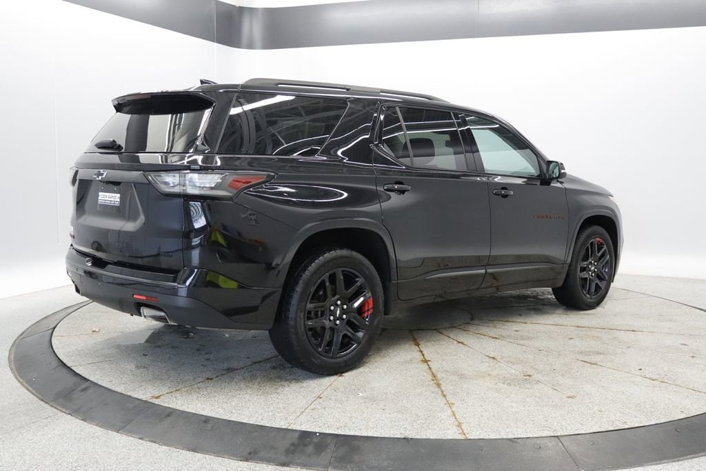 Thumbnail: 2021 Chevrolet Traverse - 6