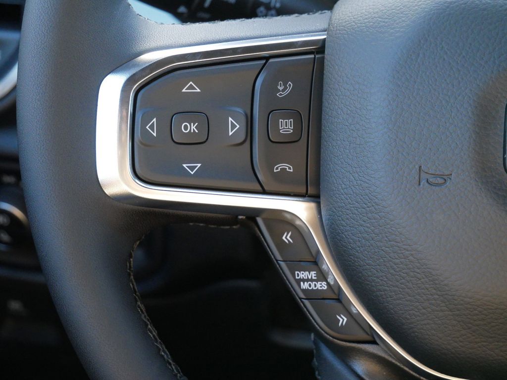 Thumbnail: 2026 RAM 1500 - 38