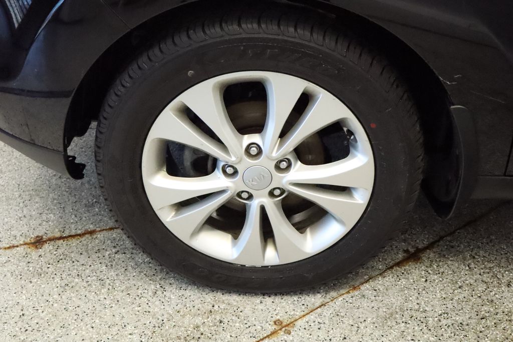 Thumbnail: 2016 Kia Soul - 14