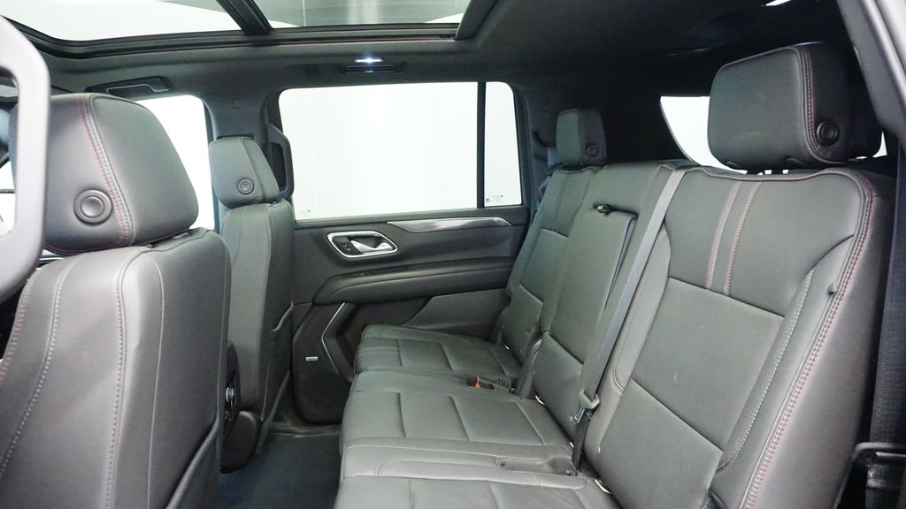 Thumbnail: 2022 Chevrolet Suburban - 20