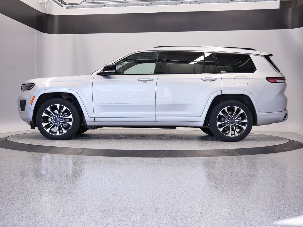 Thumbnail: 2024 Jeep Grand Cherokee L - 2