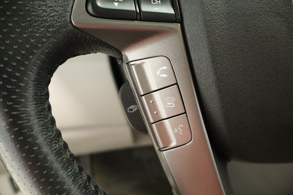 Thumbnail: 2015 Honda Odyssey - 29