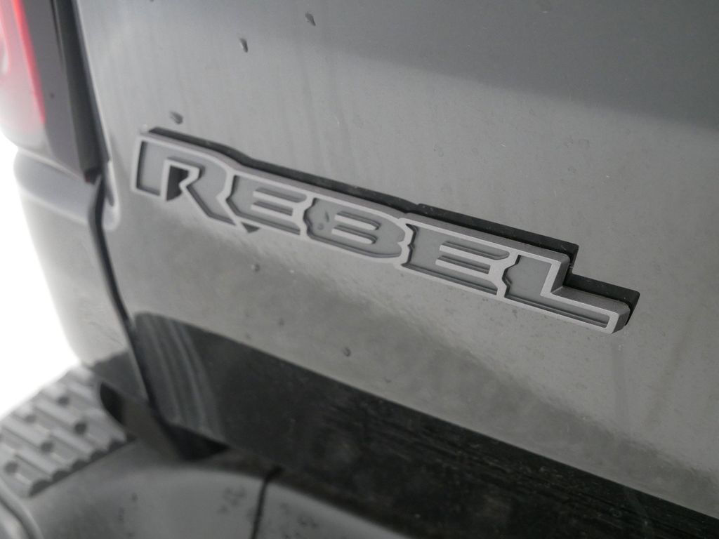 Thumbnail: 2025 RAM 1500 - 19