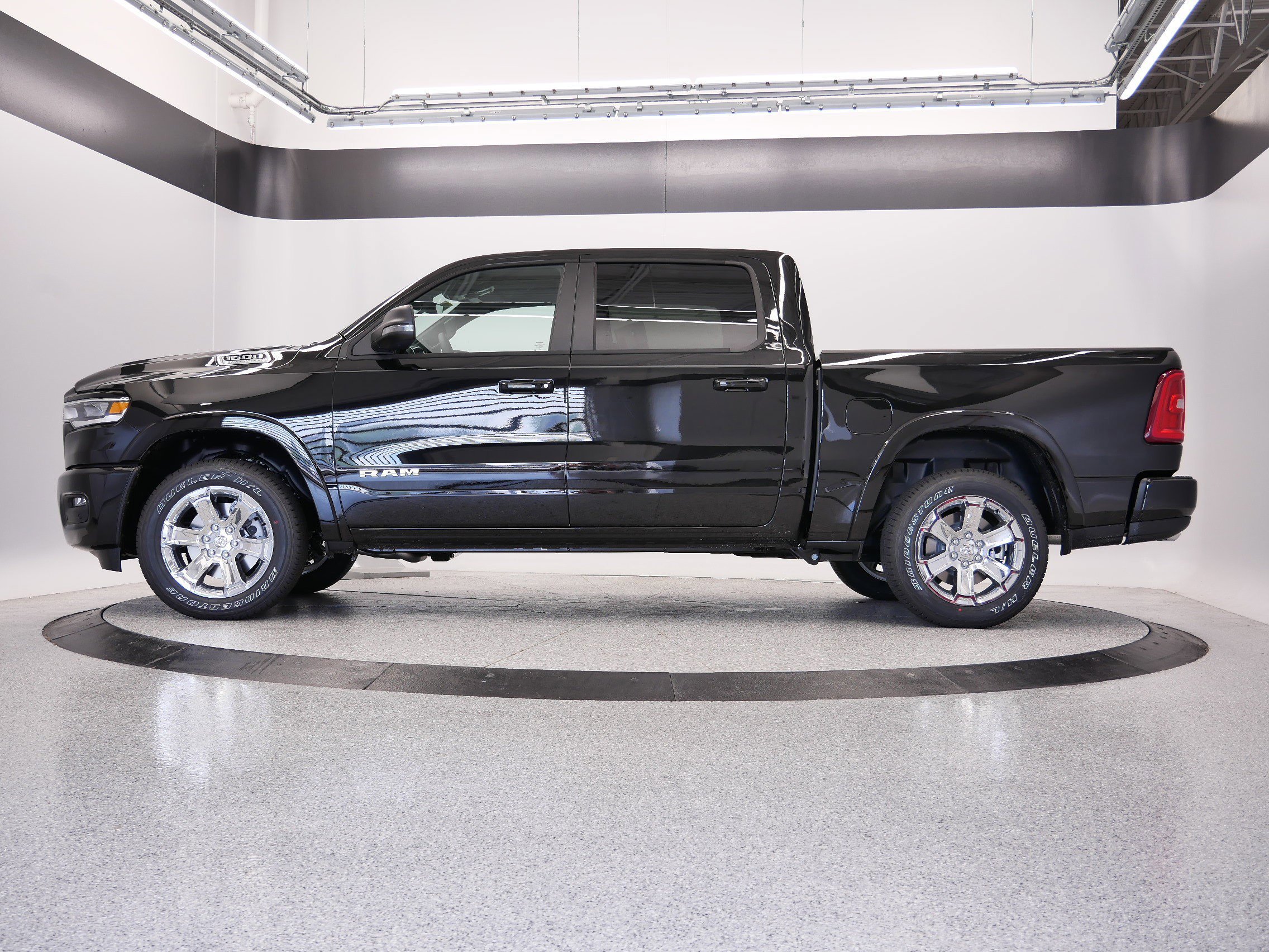 Thumbnail: 2026 RAM 1500 - 4