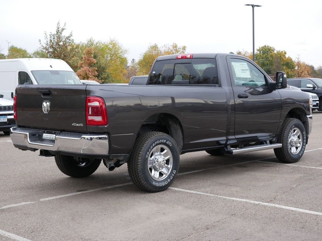 Thumbnail: 2024 RAM 3500 - 10