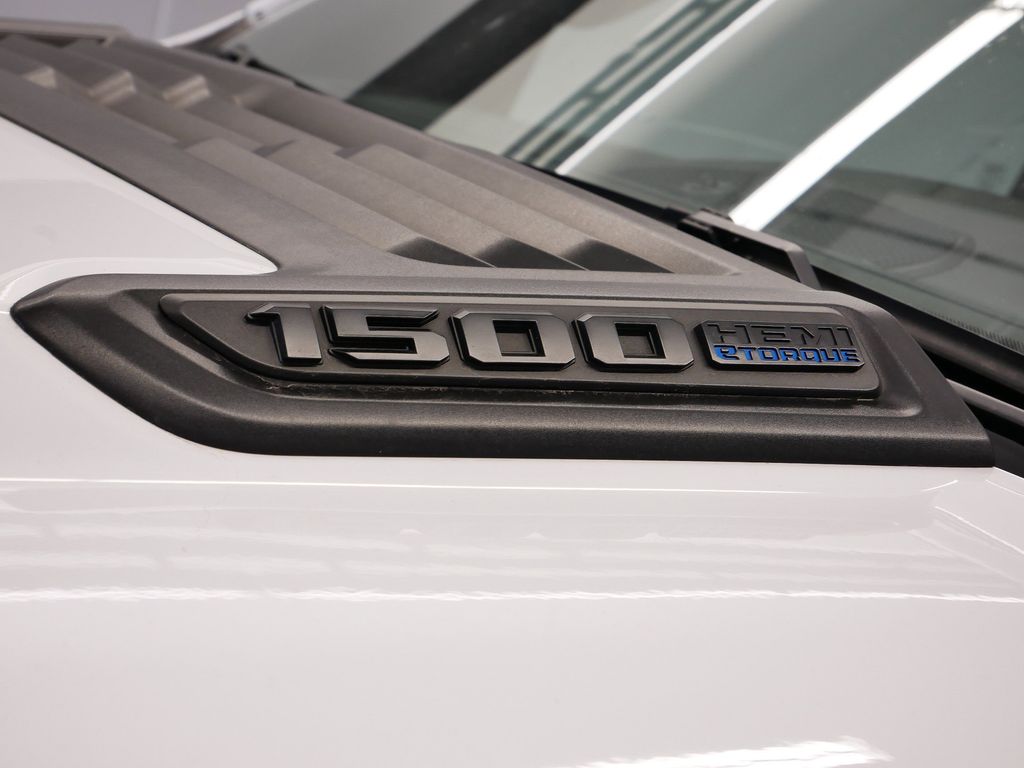 Thumbnail: 2024 RAM 1500 - 13