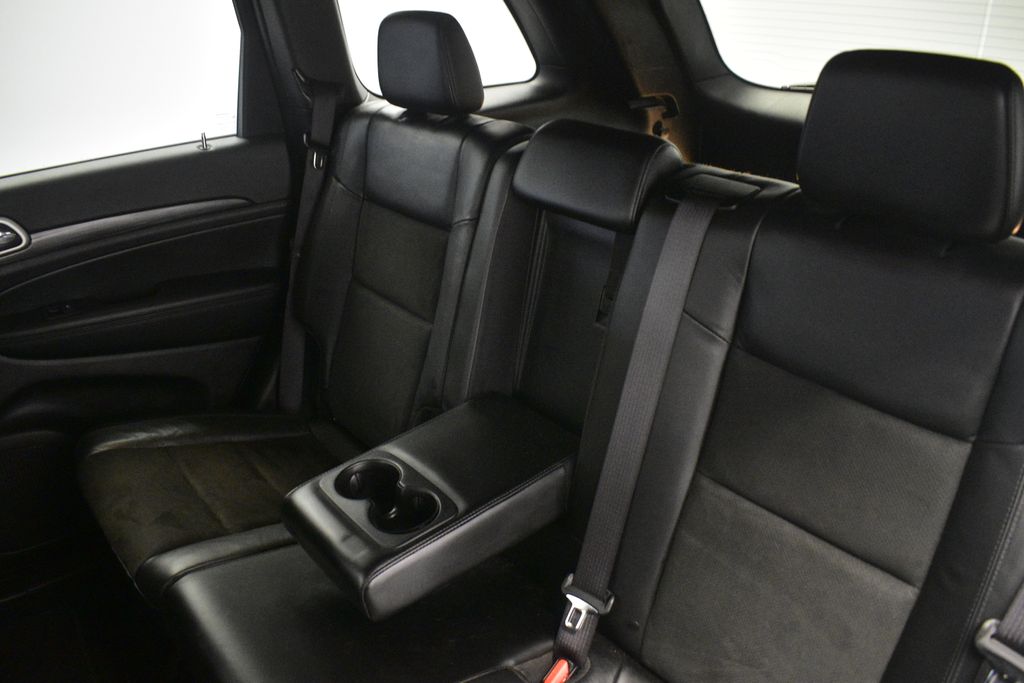 Thumbnail: 2021 Jeep Grand Cherokee - 26