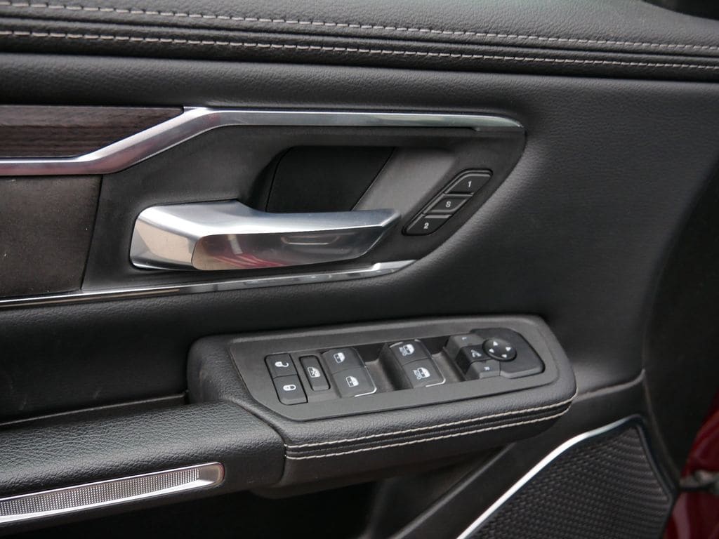 Thumbnail: 2025 RAM 1500 - 8