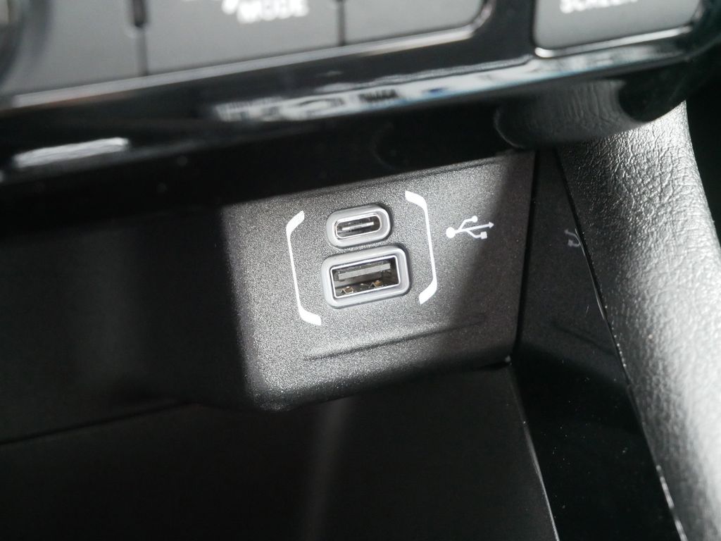 Thumbnail: 2025 Jeep Compass - 34
