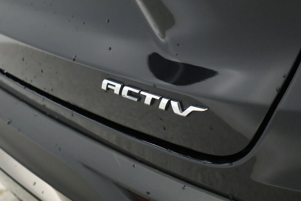 Thumbnail: 2024 Chevrolet Trax - 21
