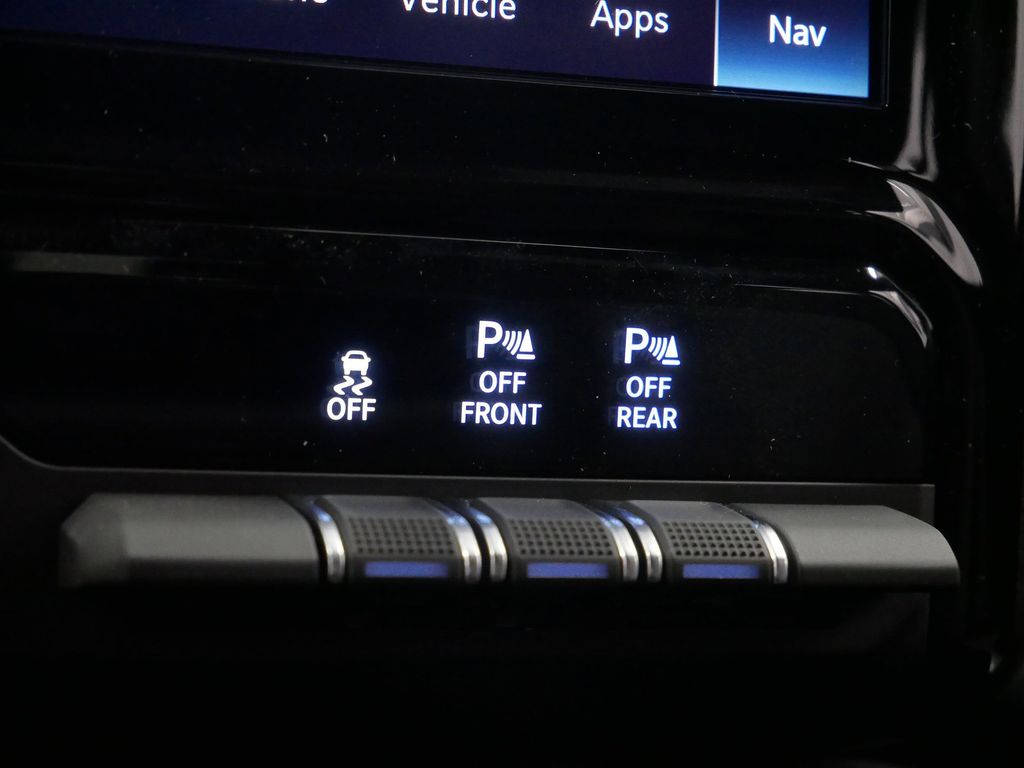 Thumbnail: 2026 RAM 1500 - 33