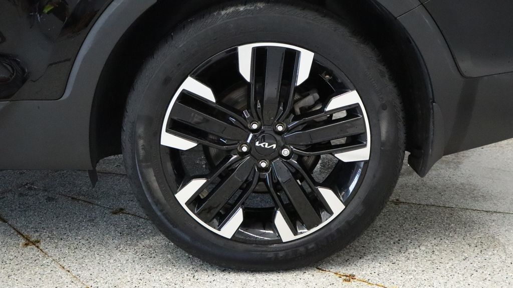 Thumbnail: 2023 Kia Telluride - 15