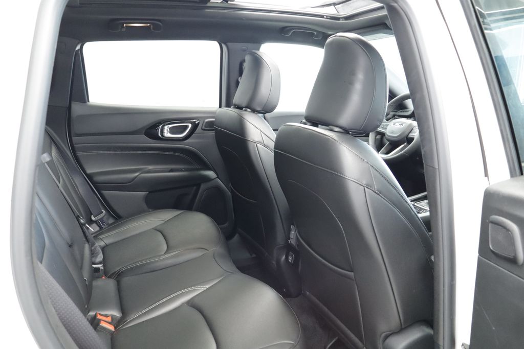 Thumbnail: 2024 Jeep Compass - 21