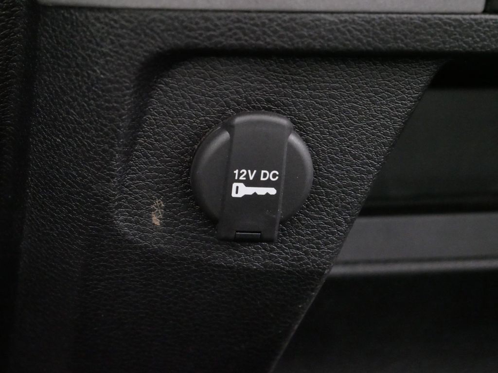 Thumbnail: 2021 RAM 1500 Classic - 34