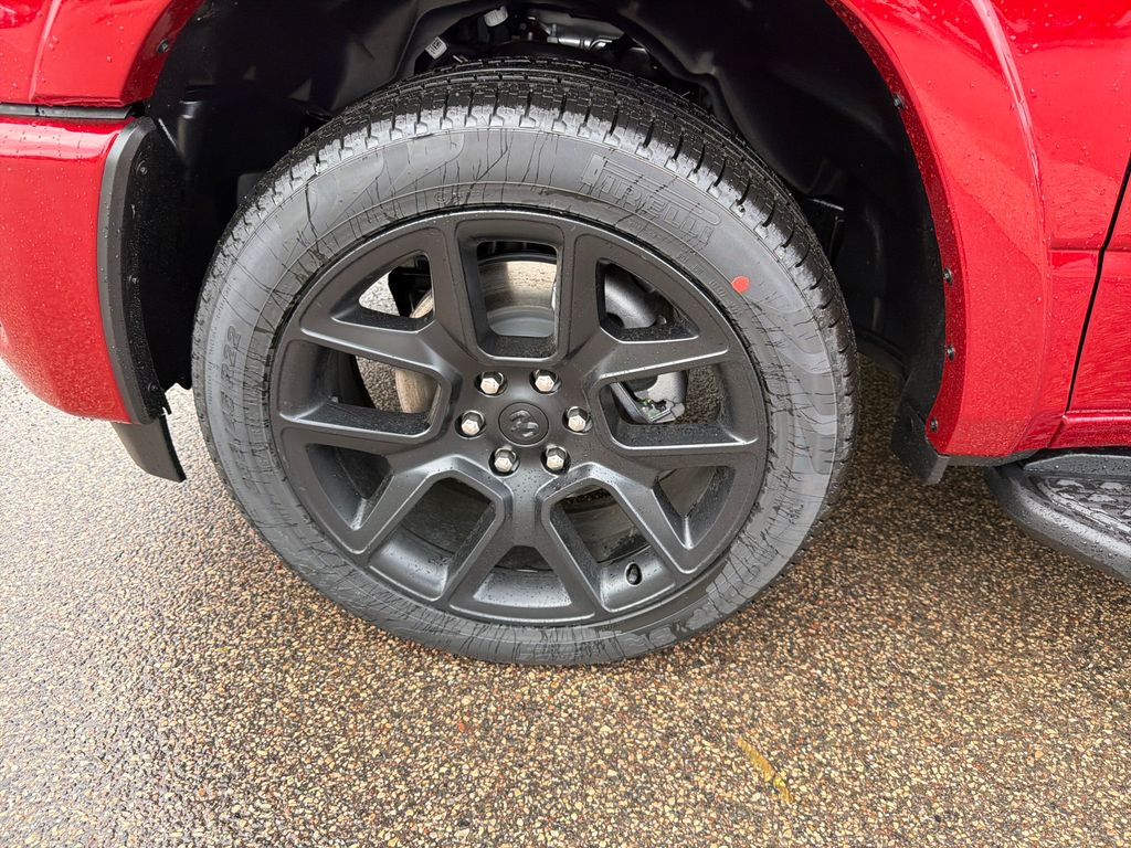 Thumbnail: 2026 RAM 1500 - 14