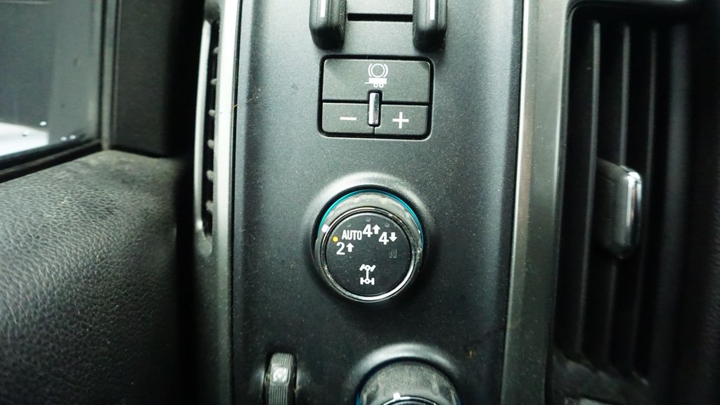 Thumbnail: 2018 Chevrolet Silverado 1500 - 21