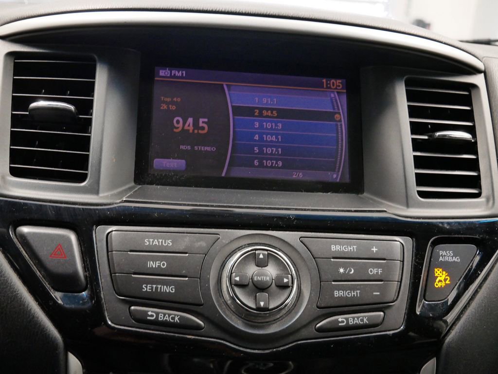 Thumbnail: 2015 Nissan Pathfinder - 28
