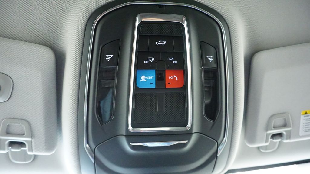 Thumbnail: 2023 Jeep Grand Cherokee - 34