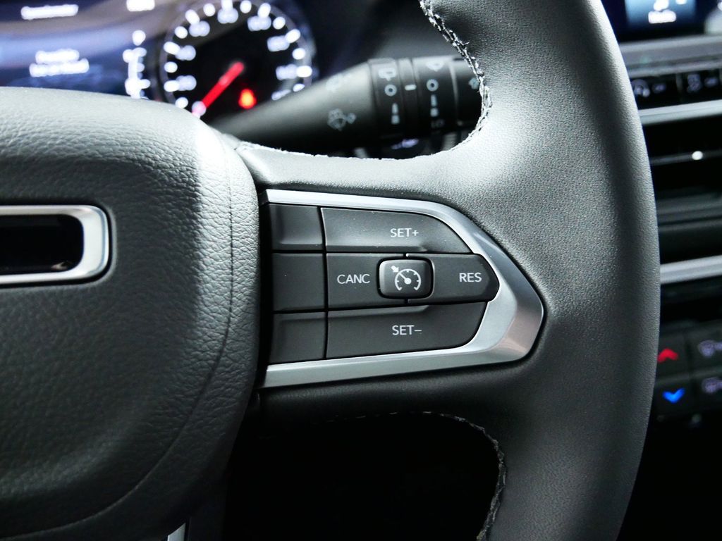 Thumbnail: 2024 Jeep Compass - 37