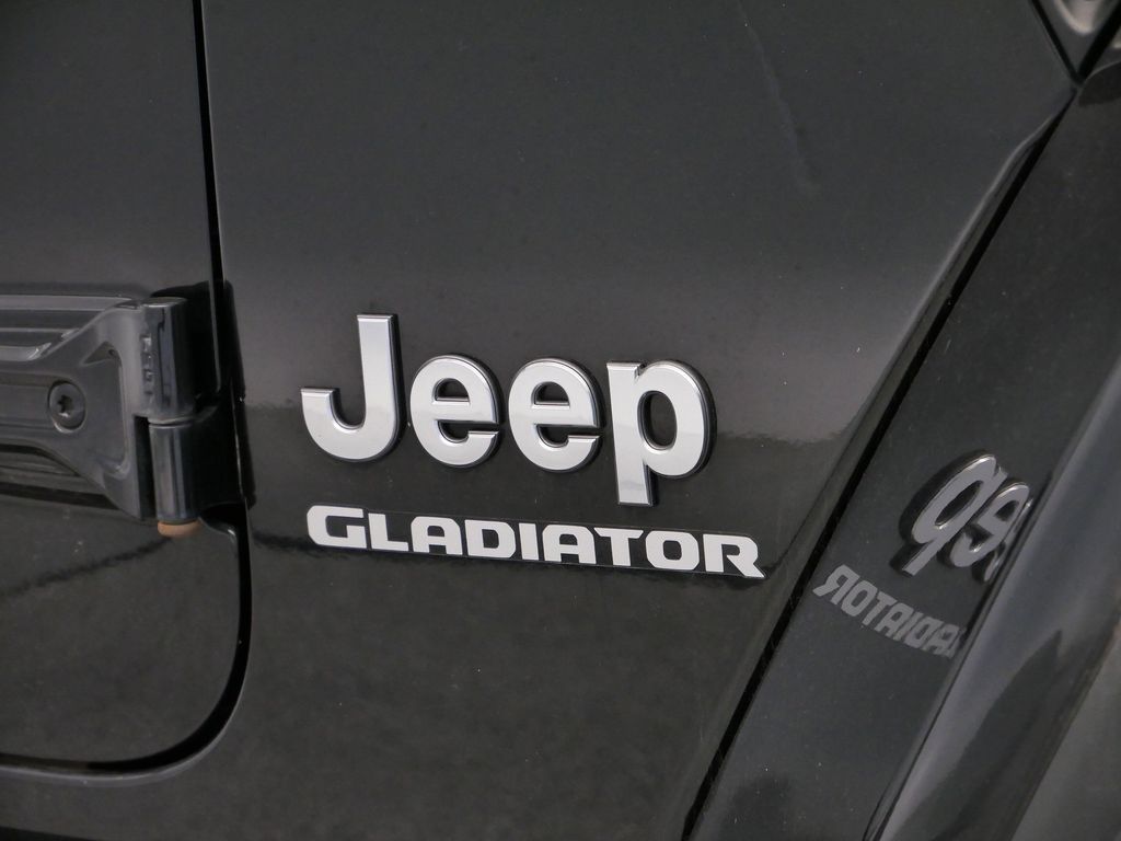 Thumbnail: 2021 Jeep Gladiator - 18