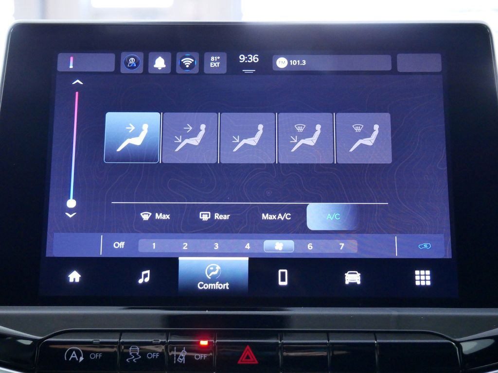 Thumbnail: 2024 Jeep Compass - 40