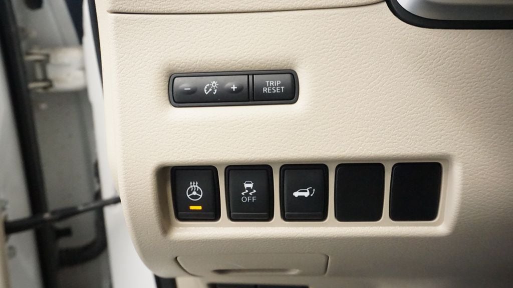 Thumbnail: 2017 Nissan Murano - 28