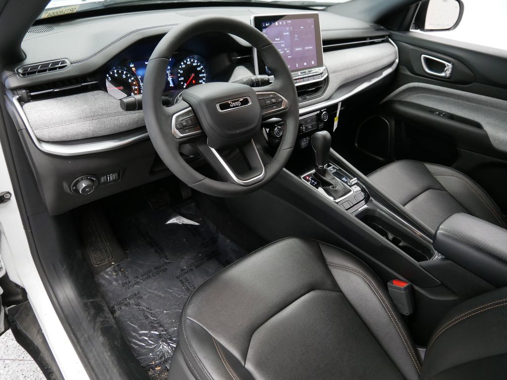 Thumbnail: 2024 Jeep Compass - 2