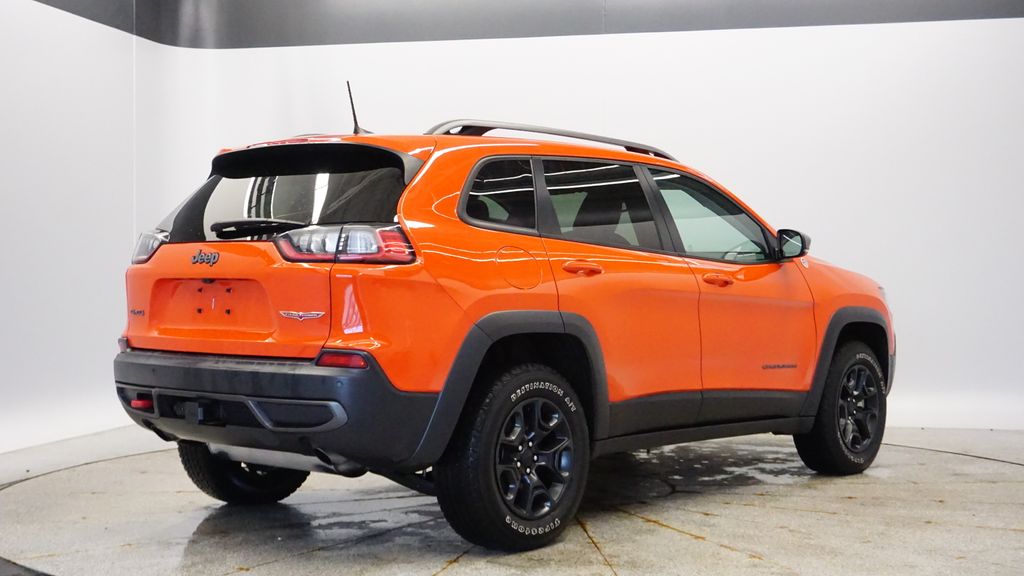 Thumbnail: 2021 Jeep Cherokee - 5