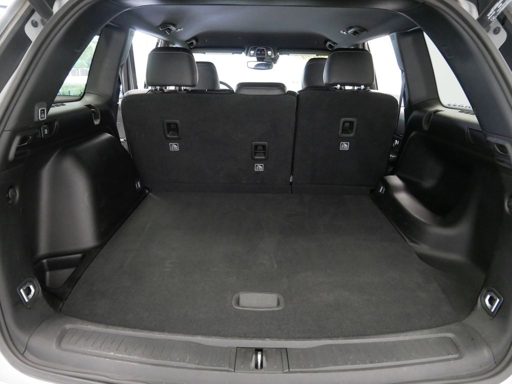 Thumbnail: 2024 Jeep Grand Cherokee - 12