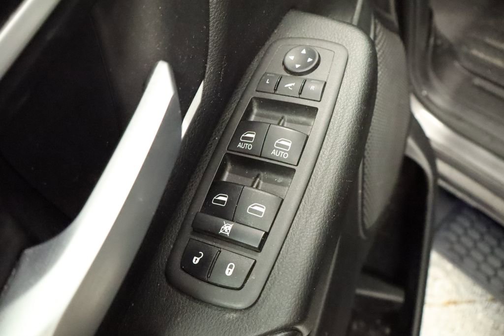 Thumbnail: 2022 RAM 1500 - 33