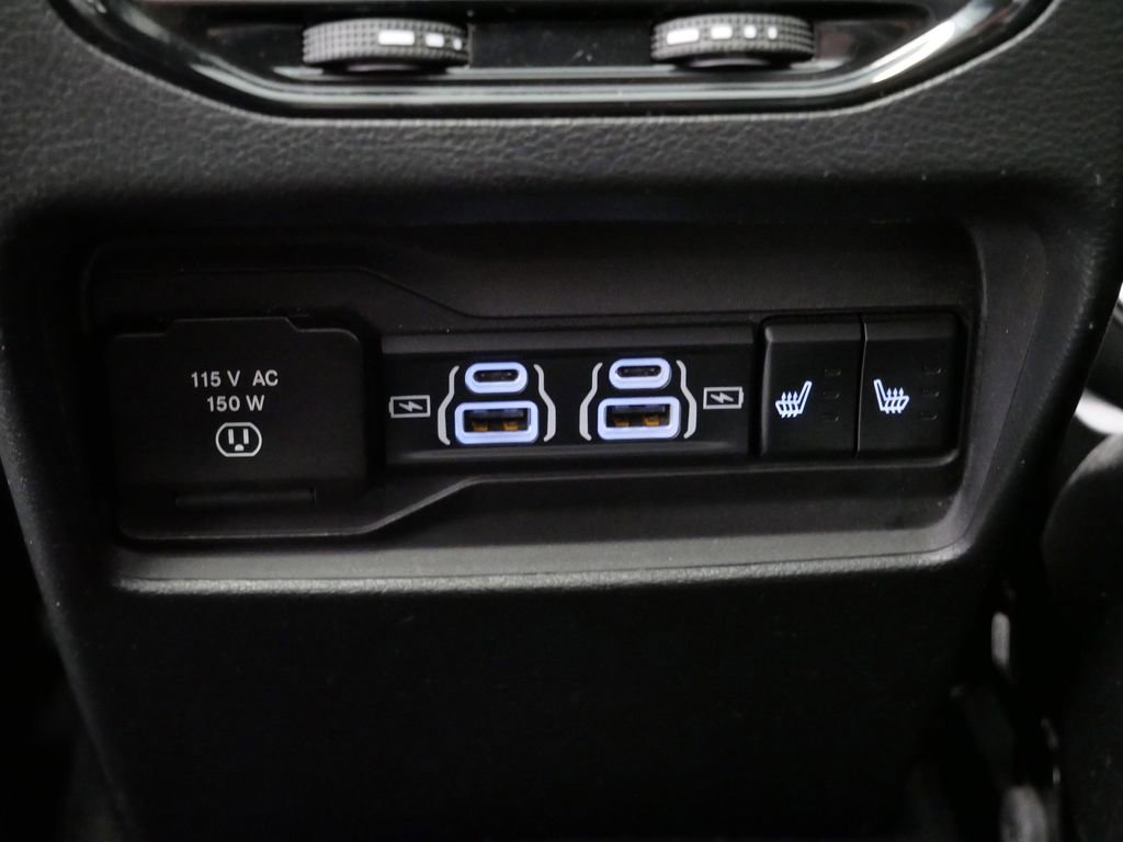 Thumbnail: 2022 Jeep Grand Cherokee - 23