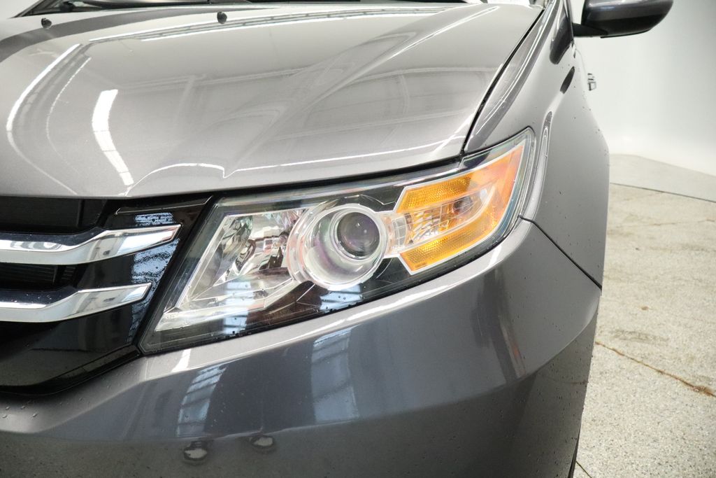 Thumbnail: 2015 Honda Odyssey - 10