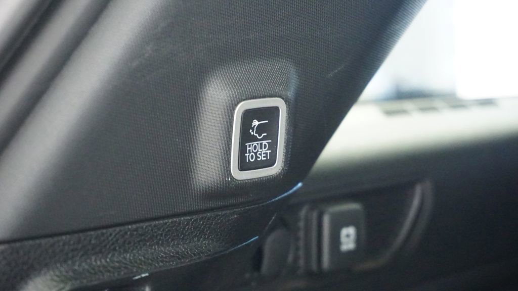 Thumbnail: 2023 Jeep Grand Cherokee - 20