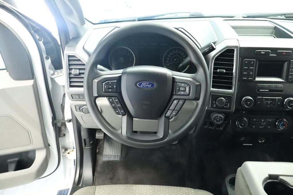 Thumbnail: 2016 Ford F-150 - 27