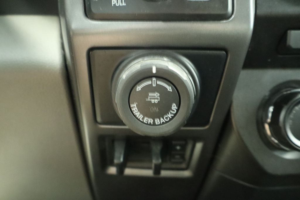 Thumbnail: 2016 Ford F-150 - 43