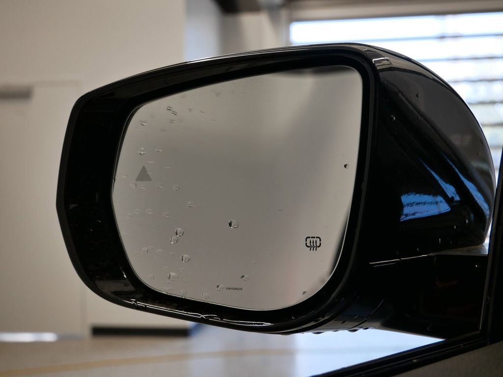 Thumbnail: 2025 Jeep Grand Cherokee - 25