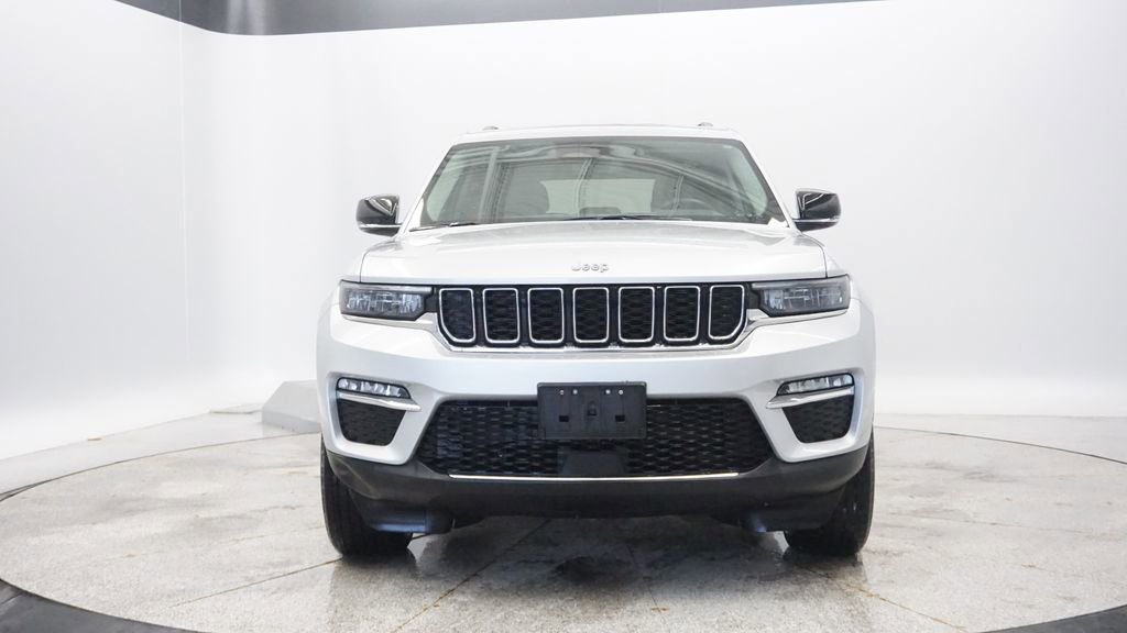 Thumbnail: 2022 Jeep Grand Cherokee - 11