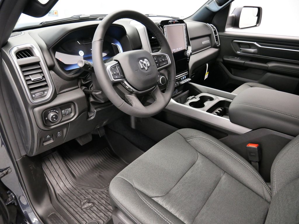 Thumbnail: 2026 RAM 1500 - 2