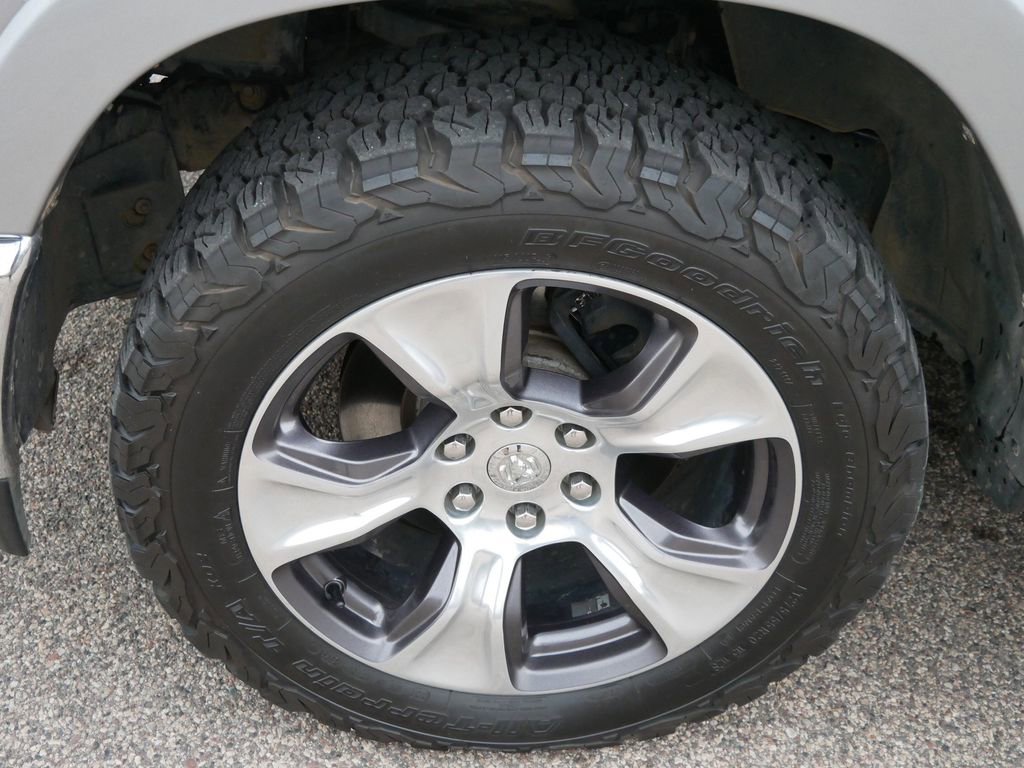 Thumbnail: 2019 RAM 1500 - 24