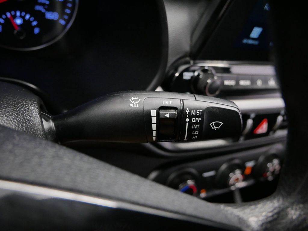 Thumbnail: 2021 Kia Forte - 24