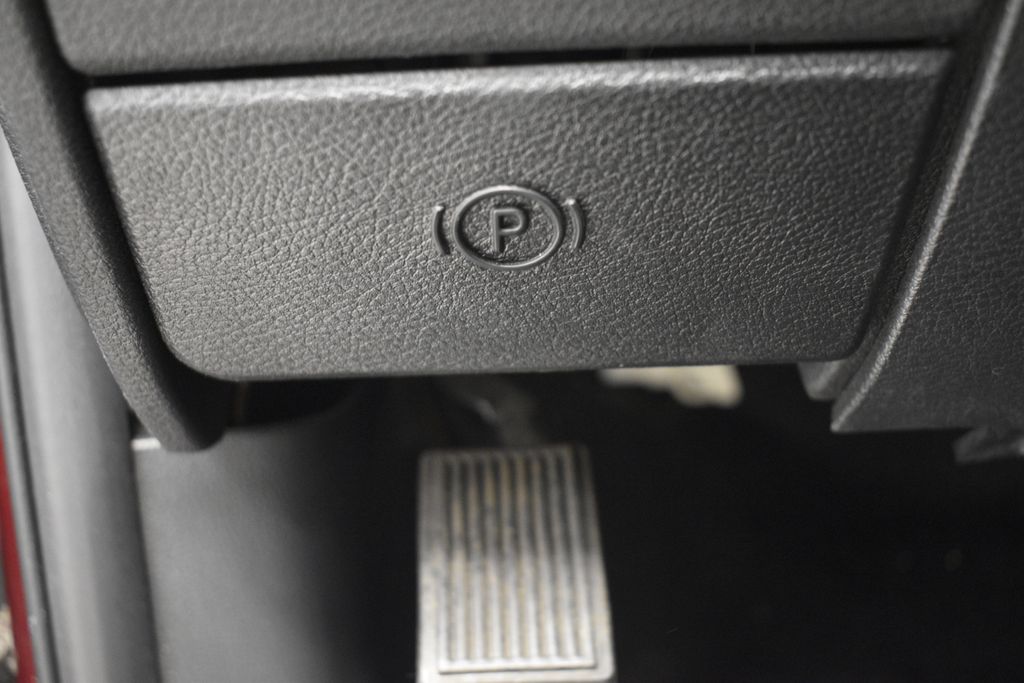 Thumbnail: 2018 RAM 1500 - 36